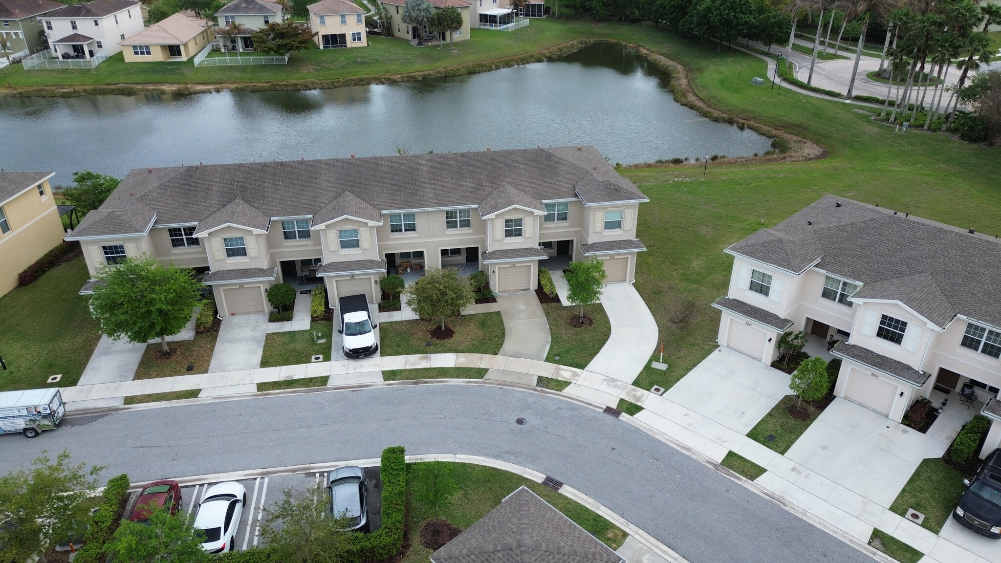 VIZCAYA FALLS TOWNHOMES - Residential