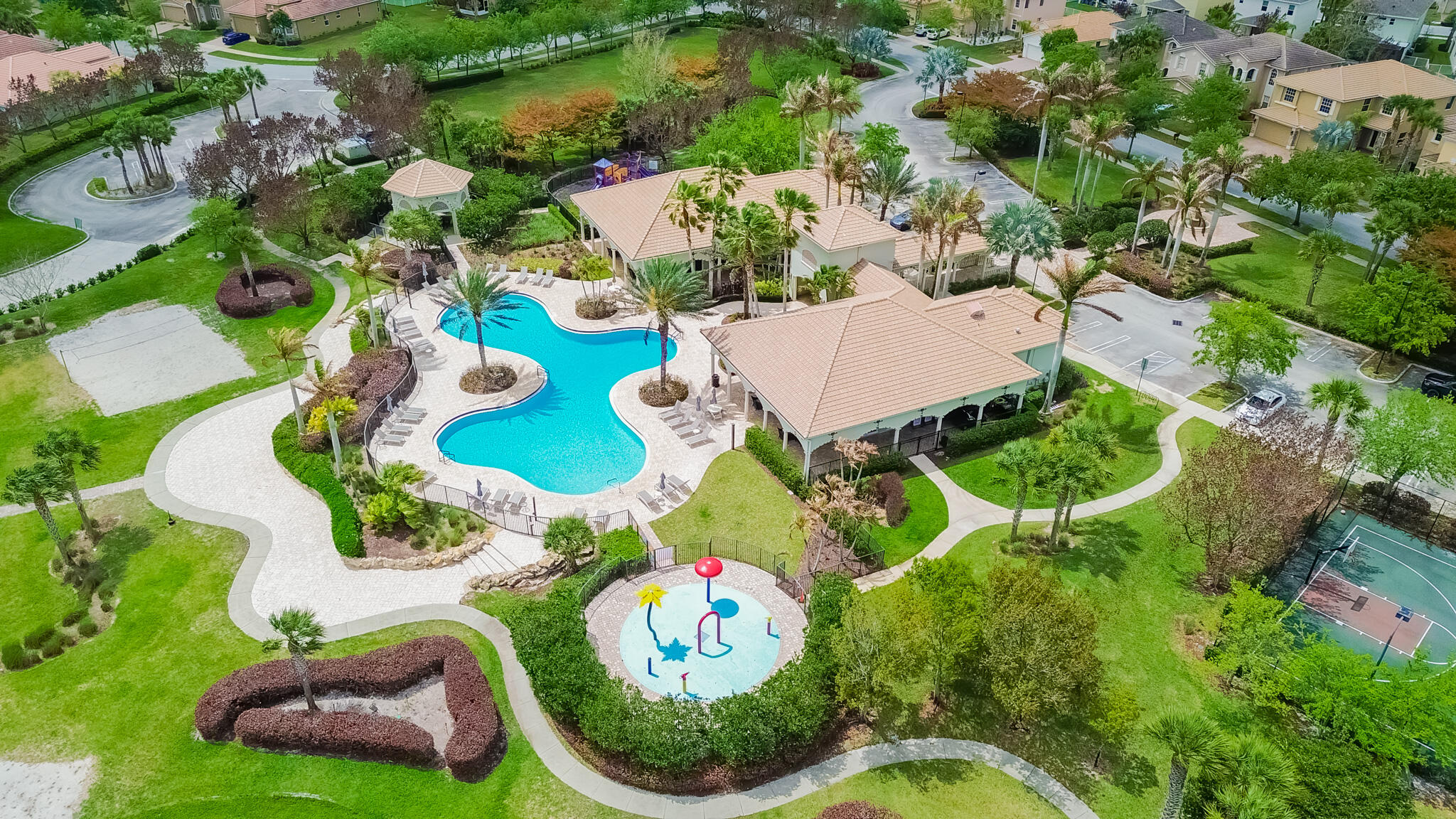 VIZCAYA FALLS TOWNHOMES - Residential