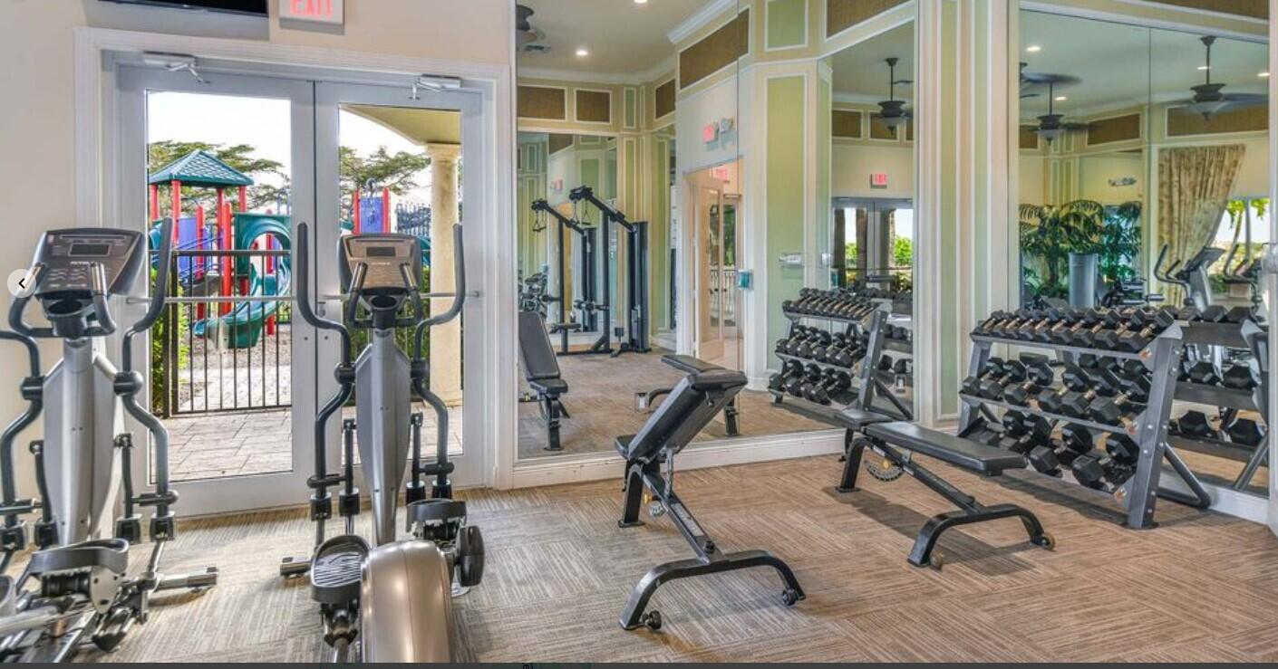 VIZCAYA FALLS TOWNHOMES - Residential