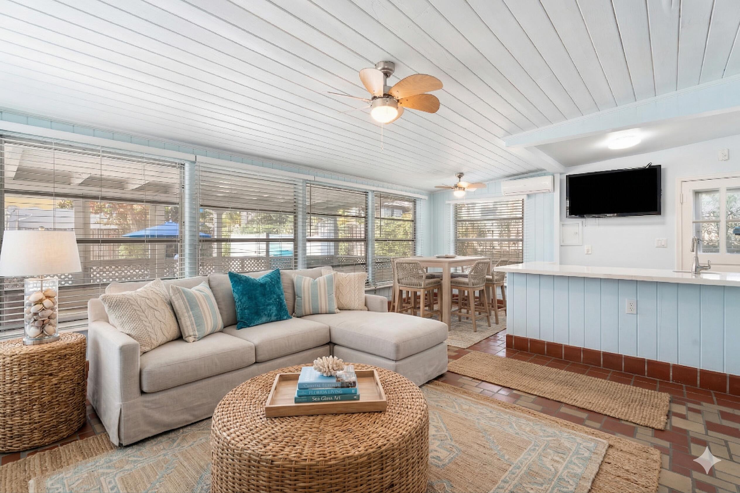 LAKE WORTH TOWN OF - Residential