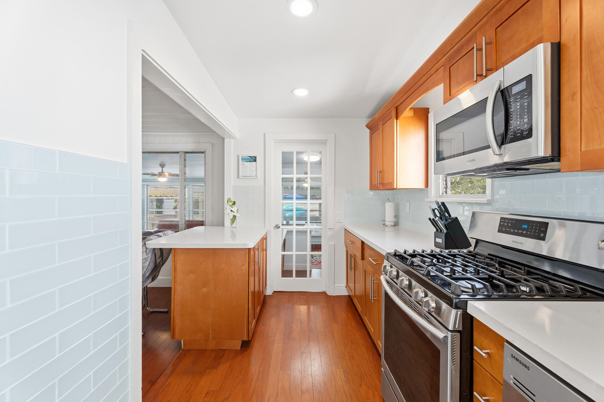 LAKE WORTH TOWN OF - Residential