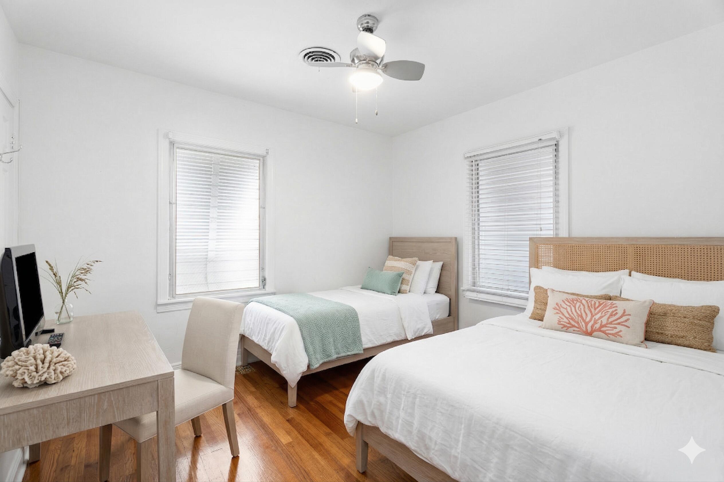 LAKE WORTH TOWN OF - Residential