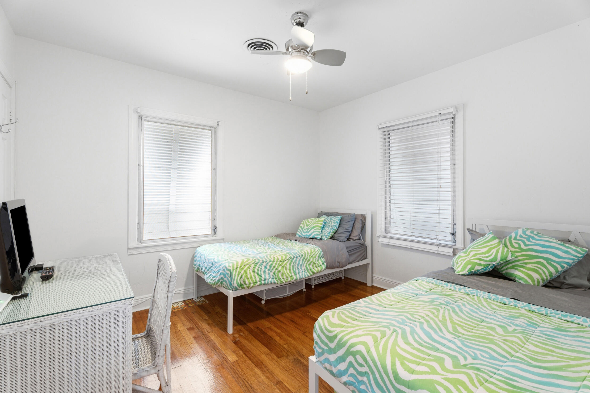 LAKE WORTH TOWN OF - Residential