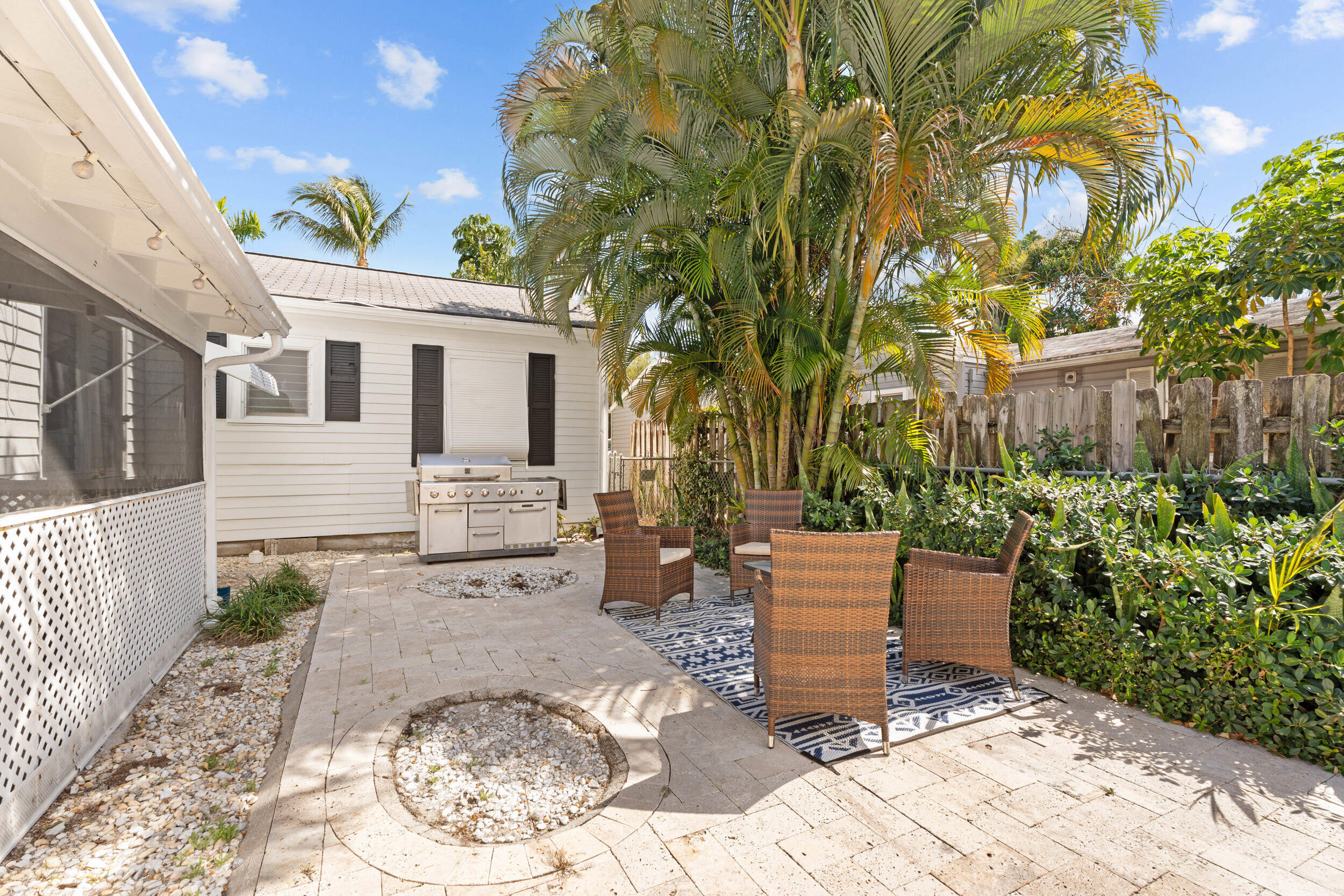 LAKE WORTH TOWN OF - Residential