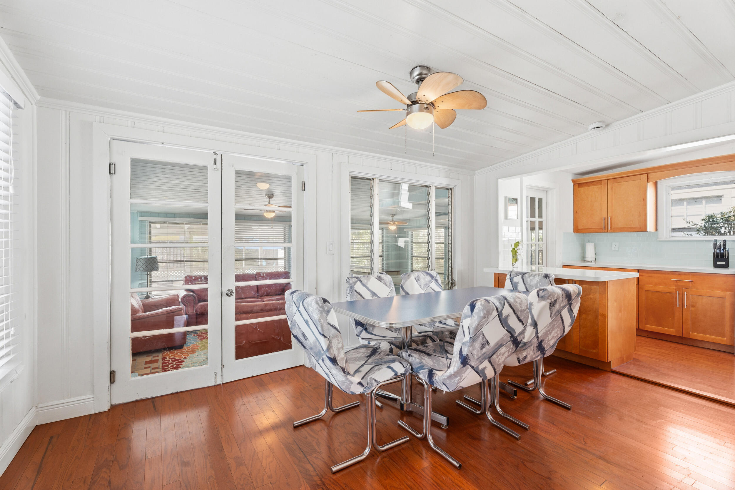 LAKE WORTH TOWN OF - Residential