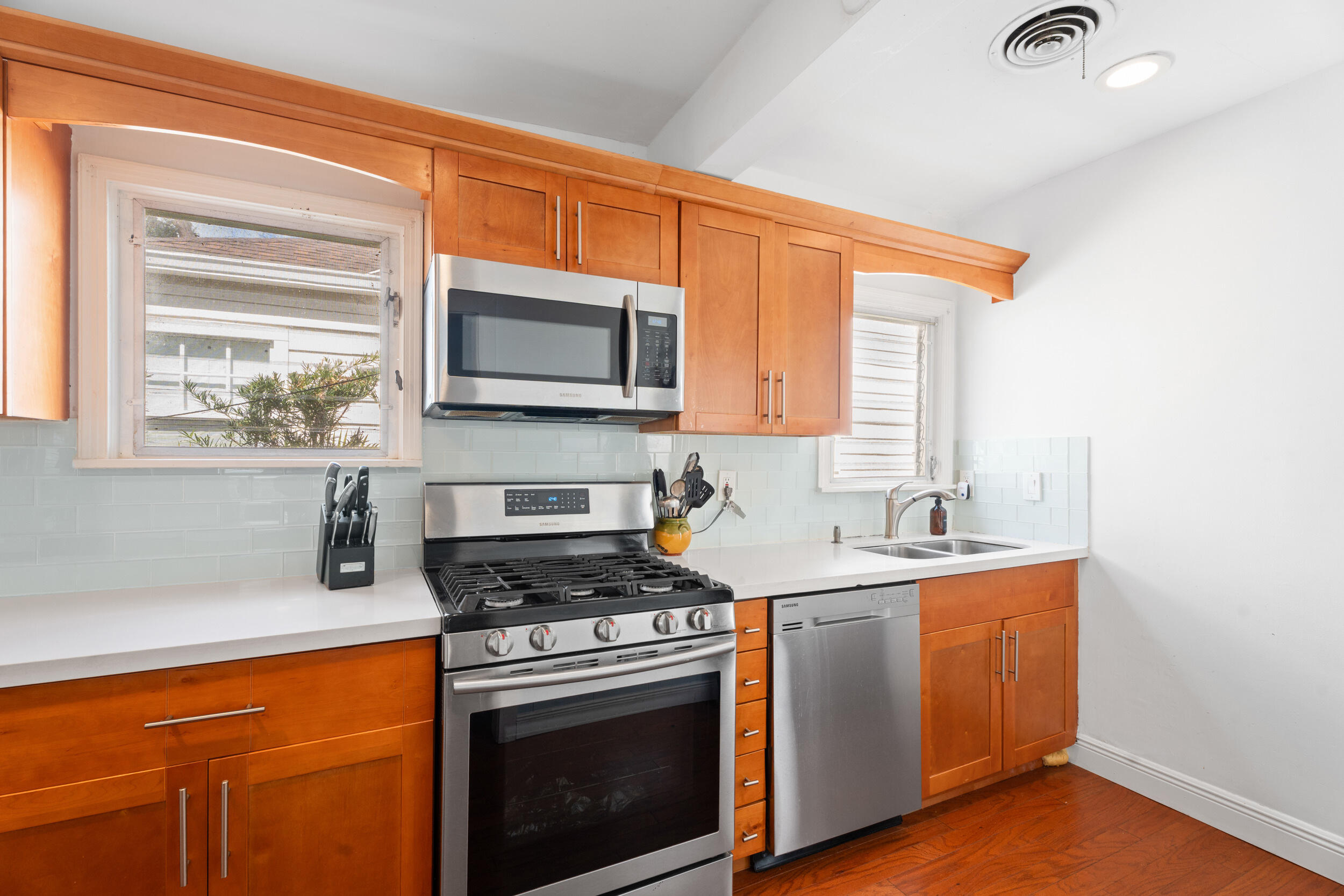 LAKE WORTH TOWN OF - Residential