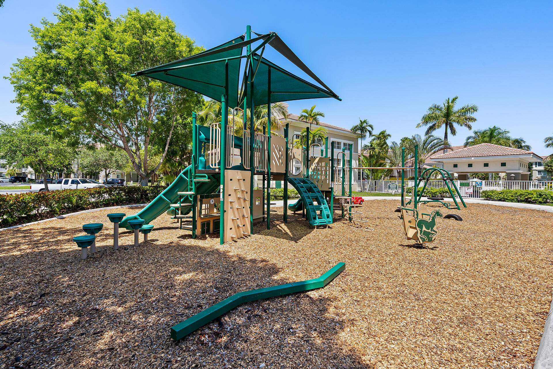 PALMS POINT CONDO - Residential