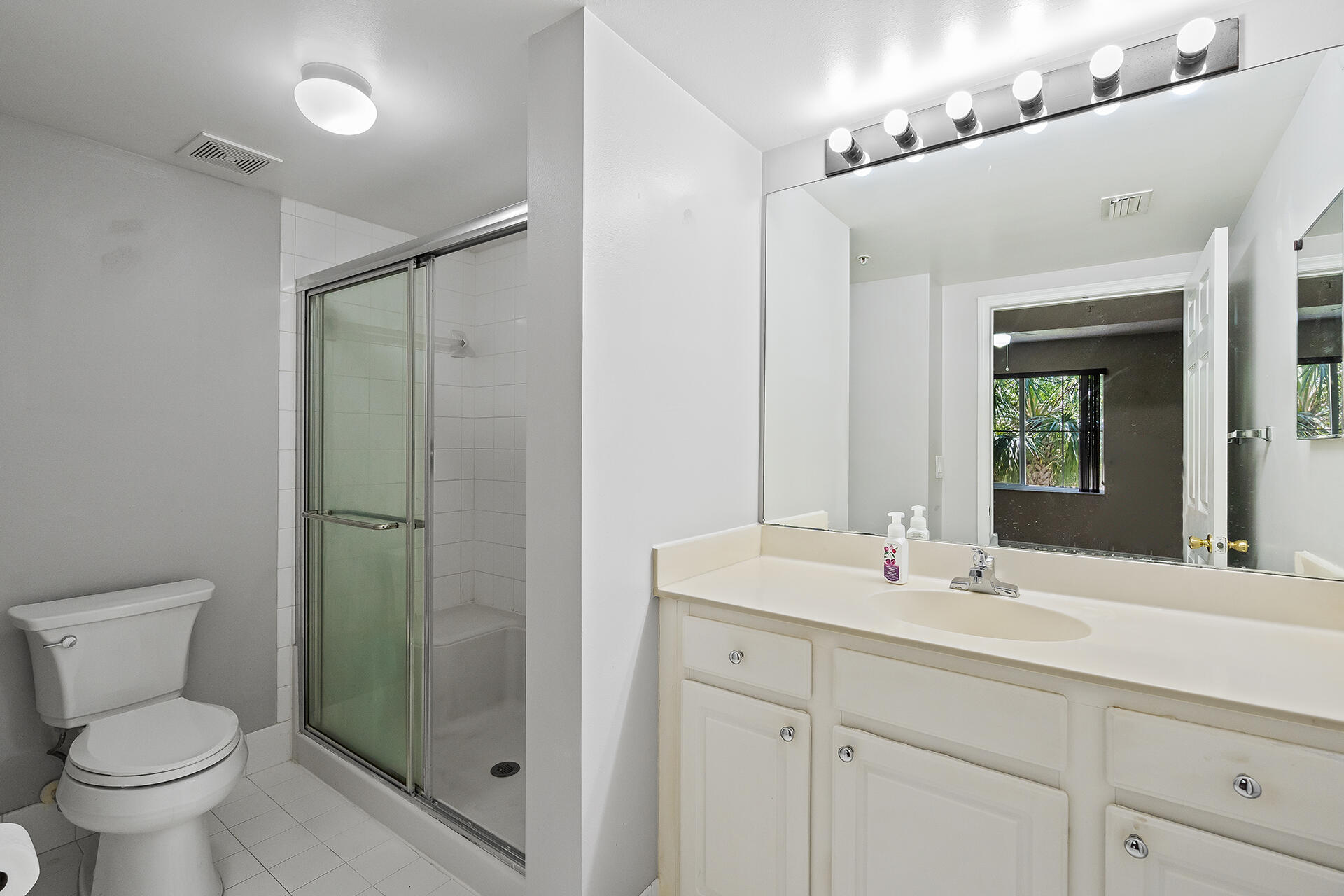 PALMS POINT CONDO - Residential