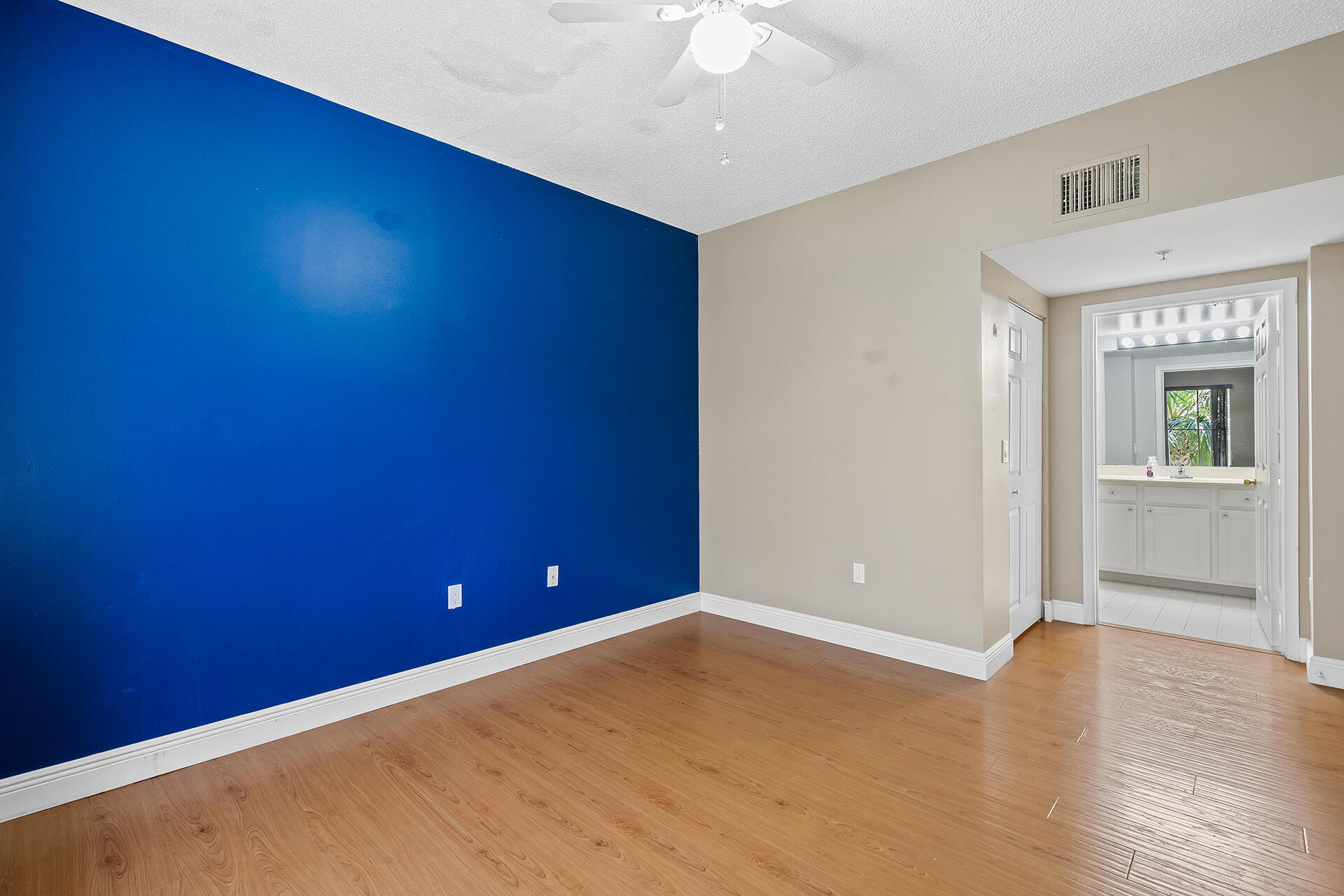 PALMS POINT CONDO - Residential