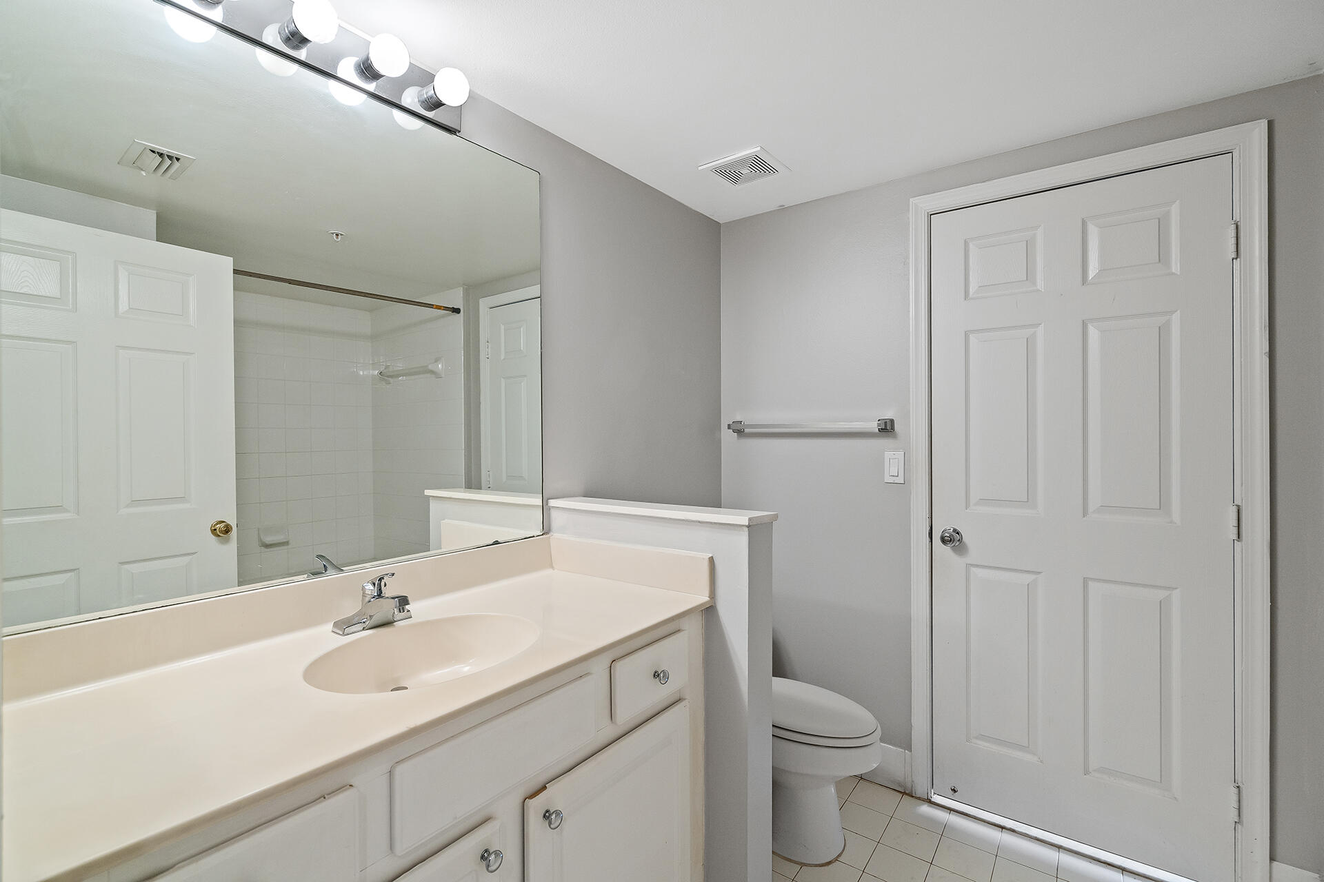 PALMS POINT CONDO - Residential