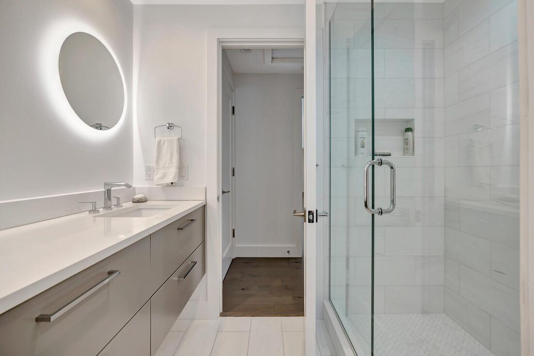 Admirals Cove - Residential