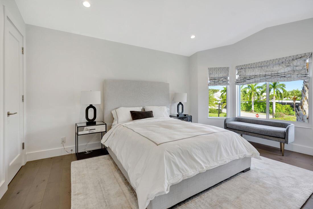 Admirals Cove - Residential