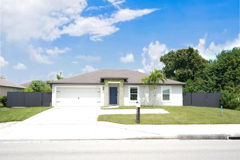 A home in Port St Lucie