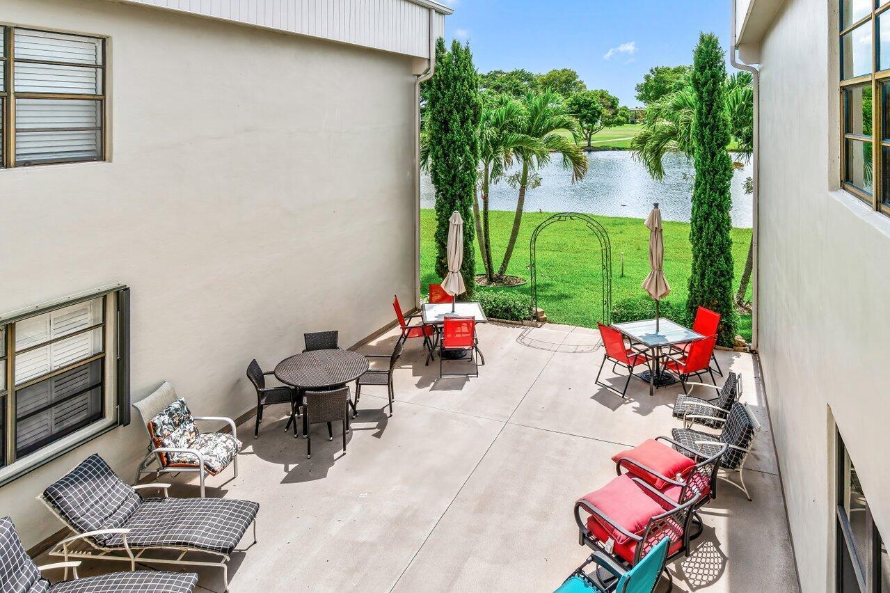 KINGS POINT CAPRI CONDOS - Residential