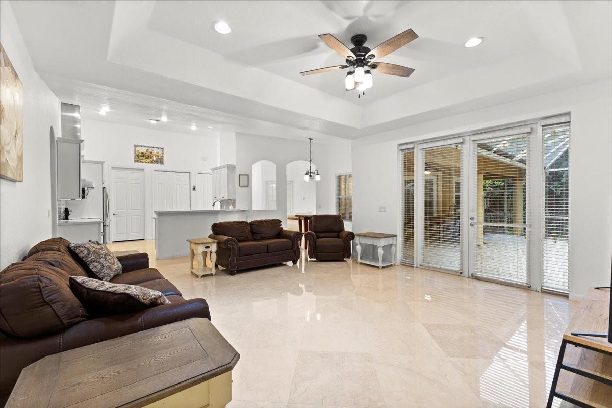 Sunshine Estates - Residential Lease