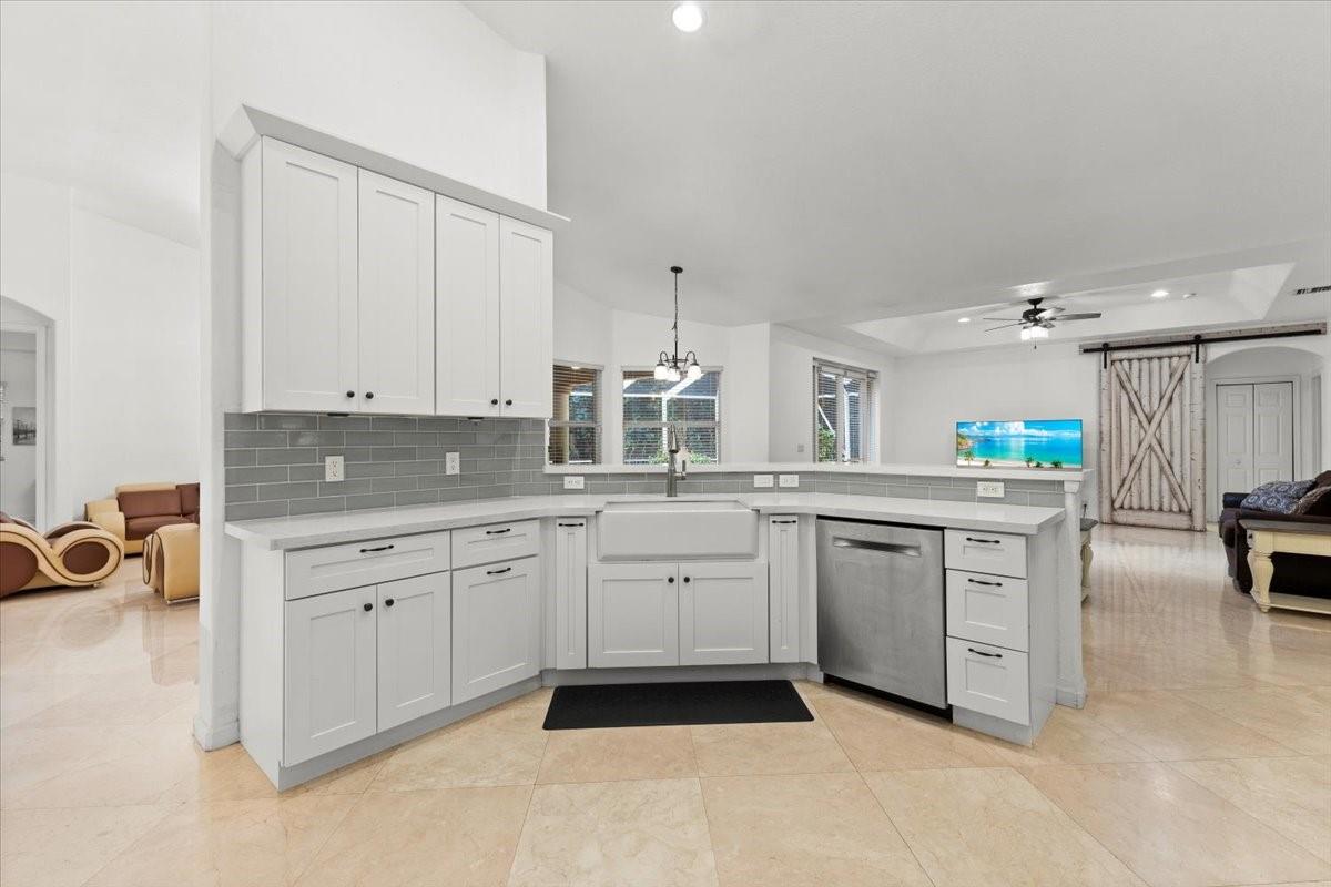 Sunshine Estates - Residential Lease