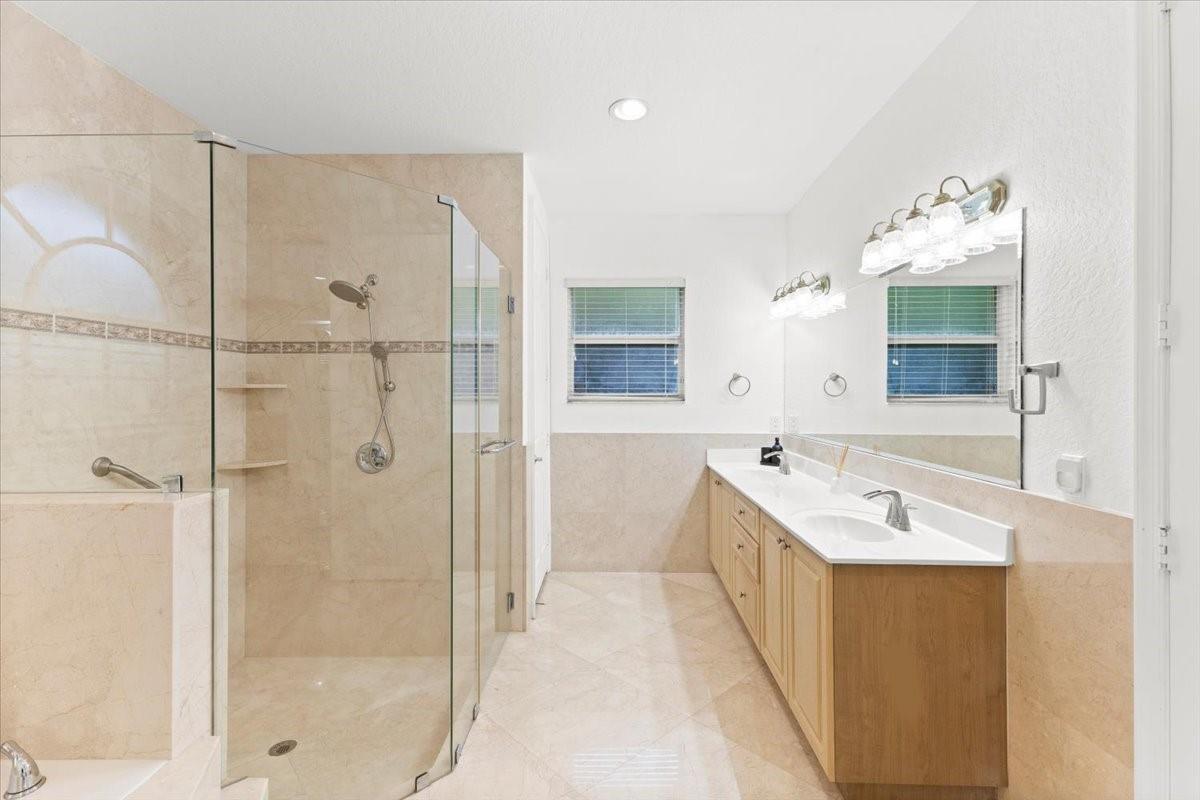 Sunshine Estates - Residential Lease