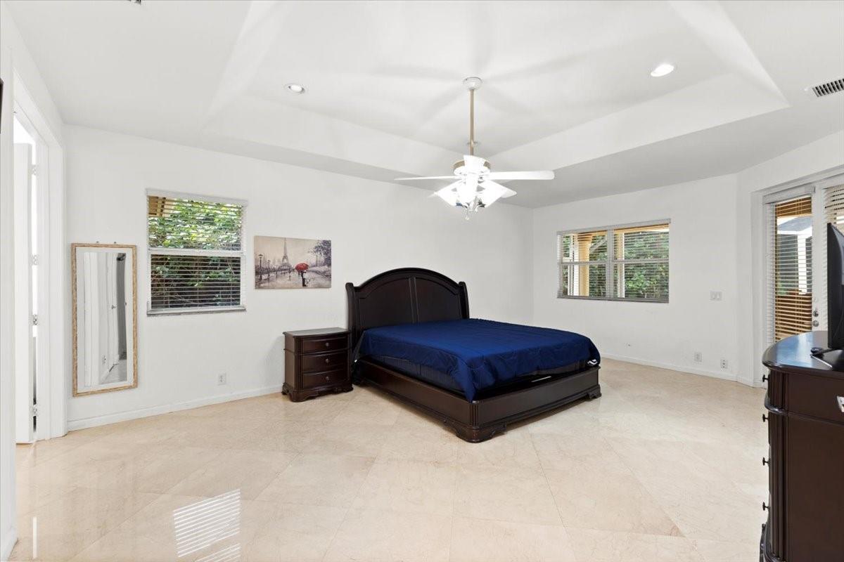 Sunshine Estates - Residential Lease