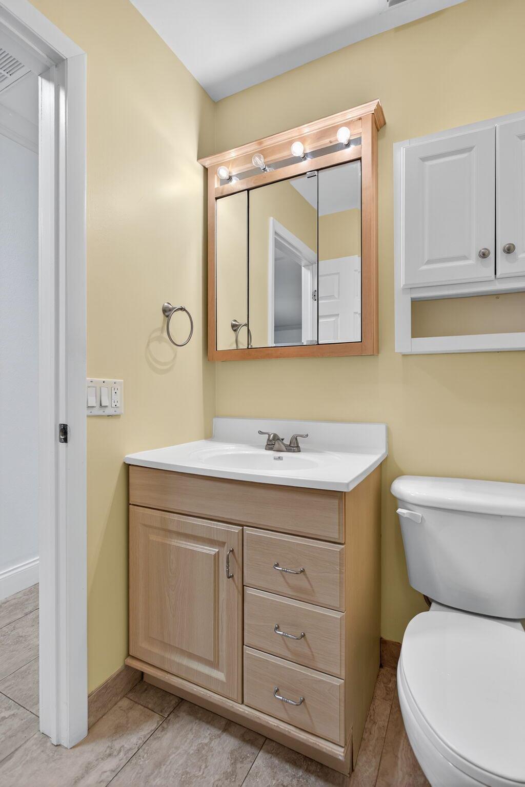 Hillsboro Shores Sec B 22 - Residential Lease