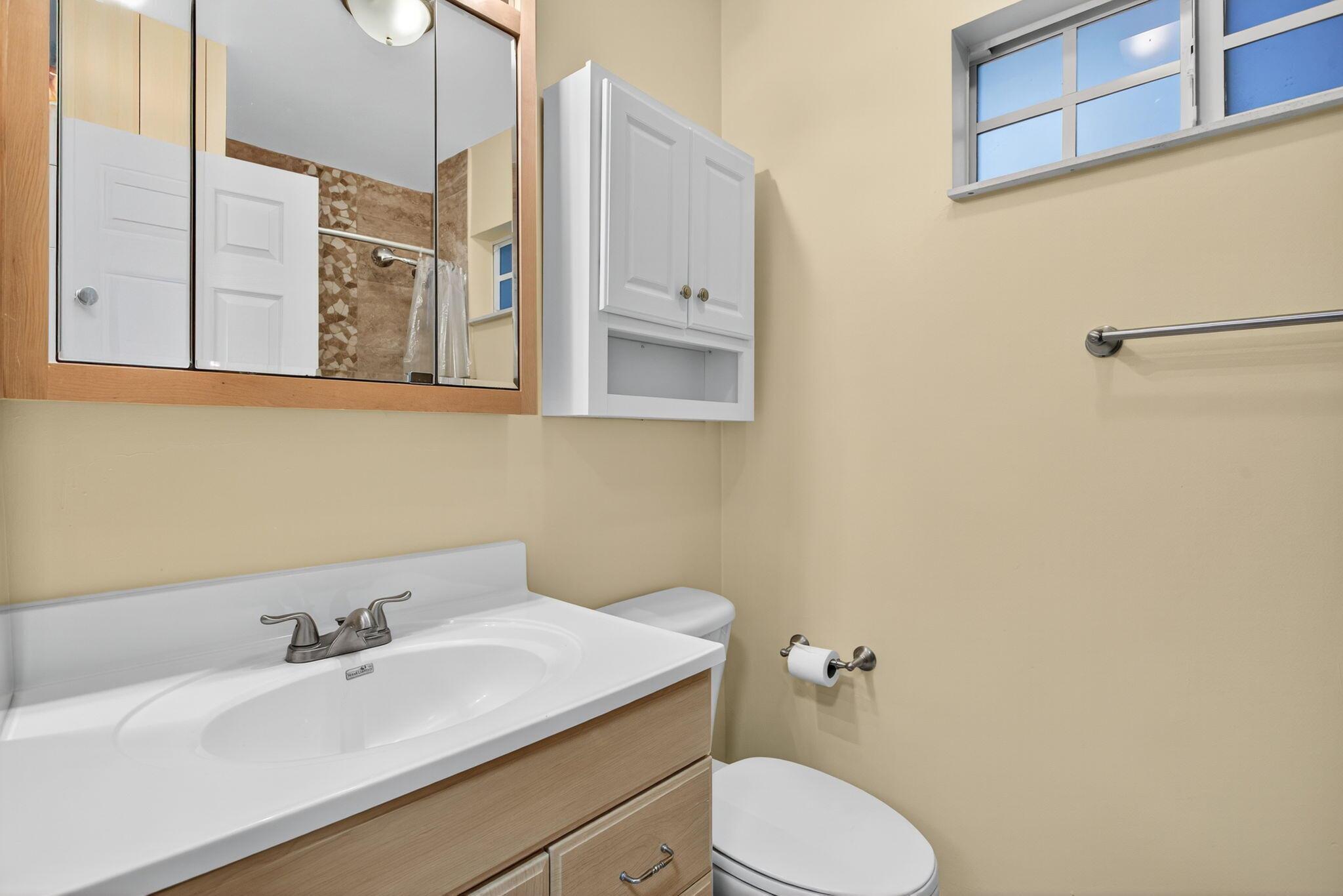 Hillsboro Shores Sec B 22 - Residential Lease