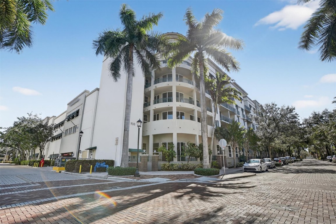 Veranda Condo - Residential