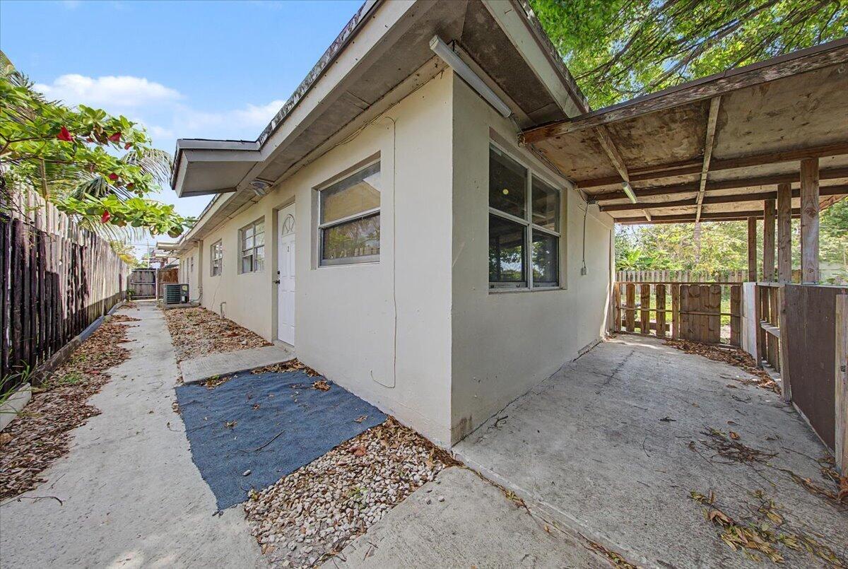 LAKE FOREST SEC 4 - Residential