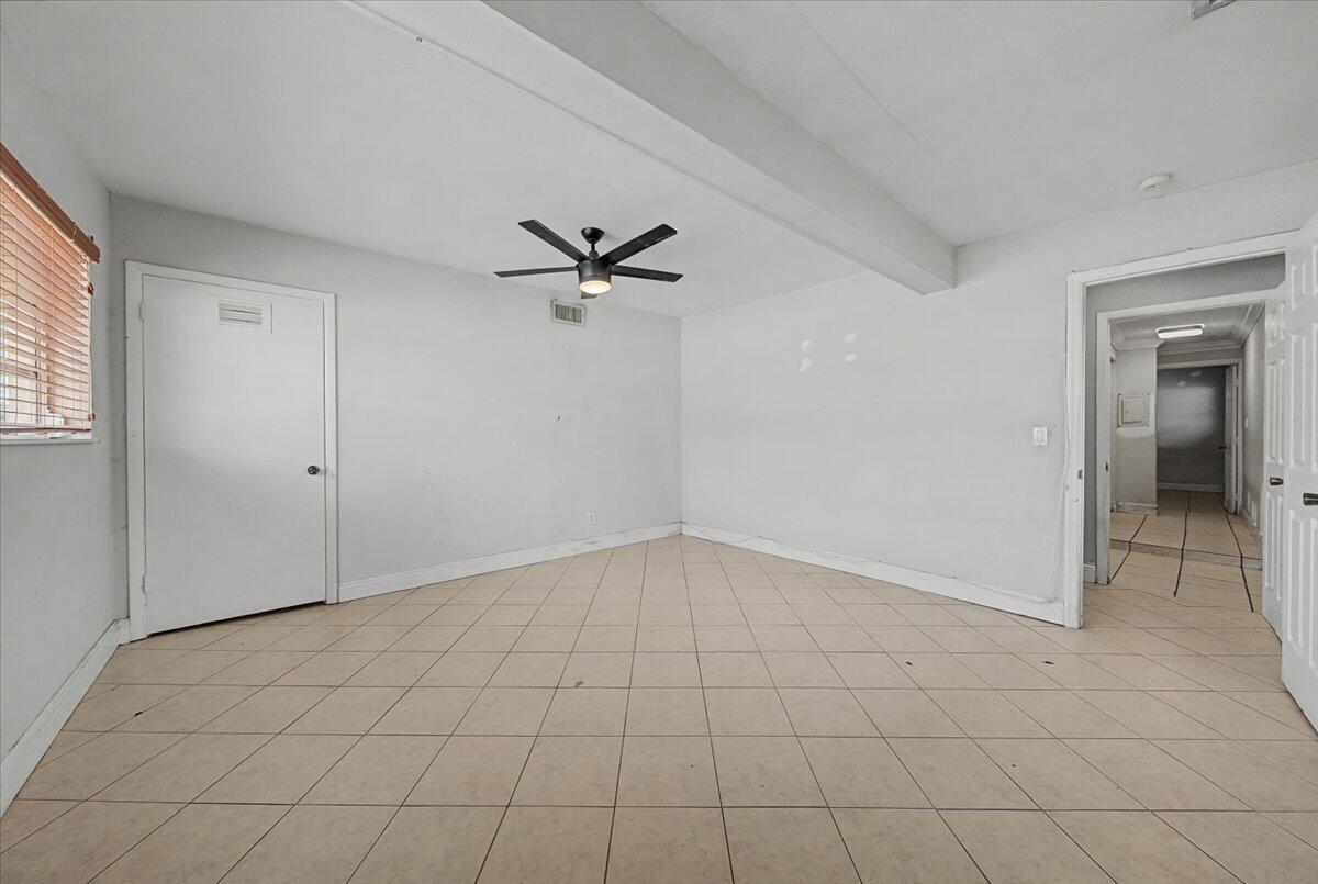 LAKE FOREST SEC 4 - Residential