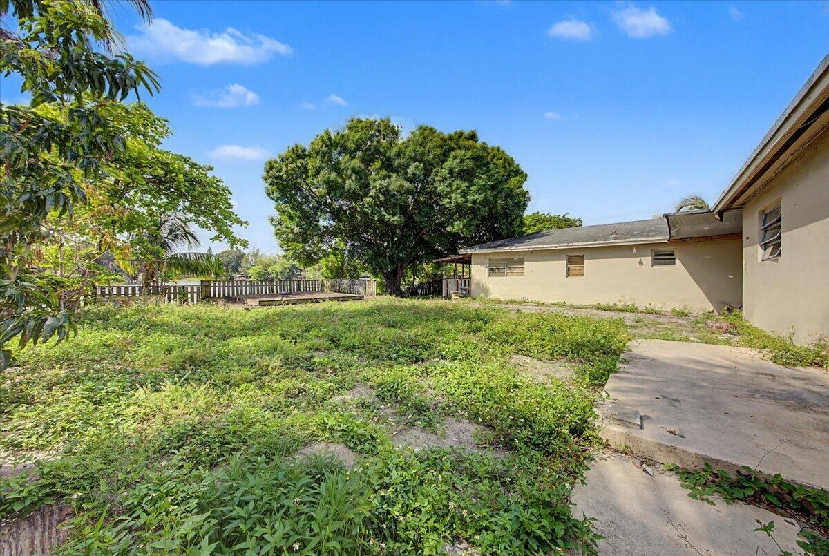 LAKE FOREST SEC 4 - Residential