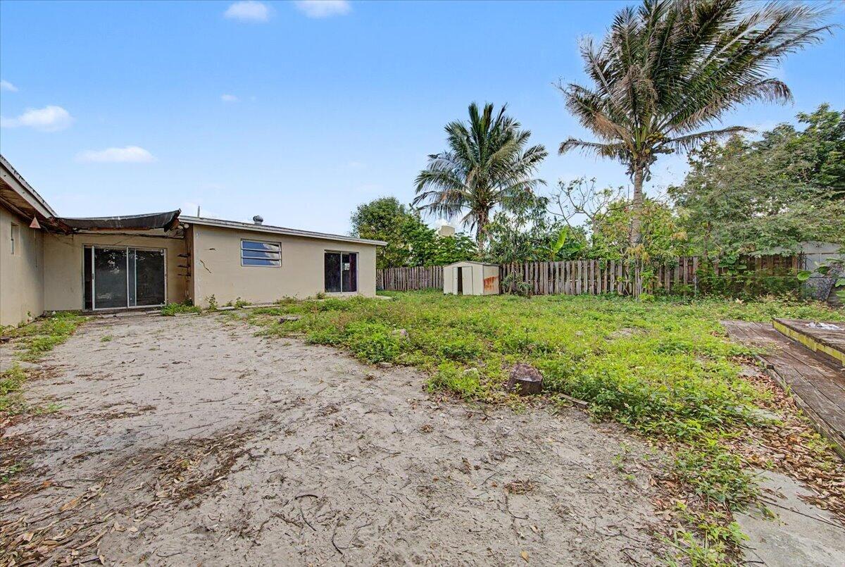 LAKE FOREST SEC 4 - Residential