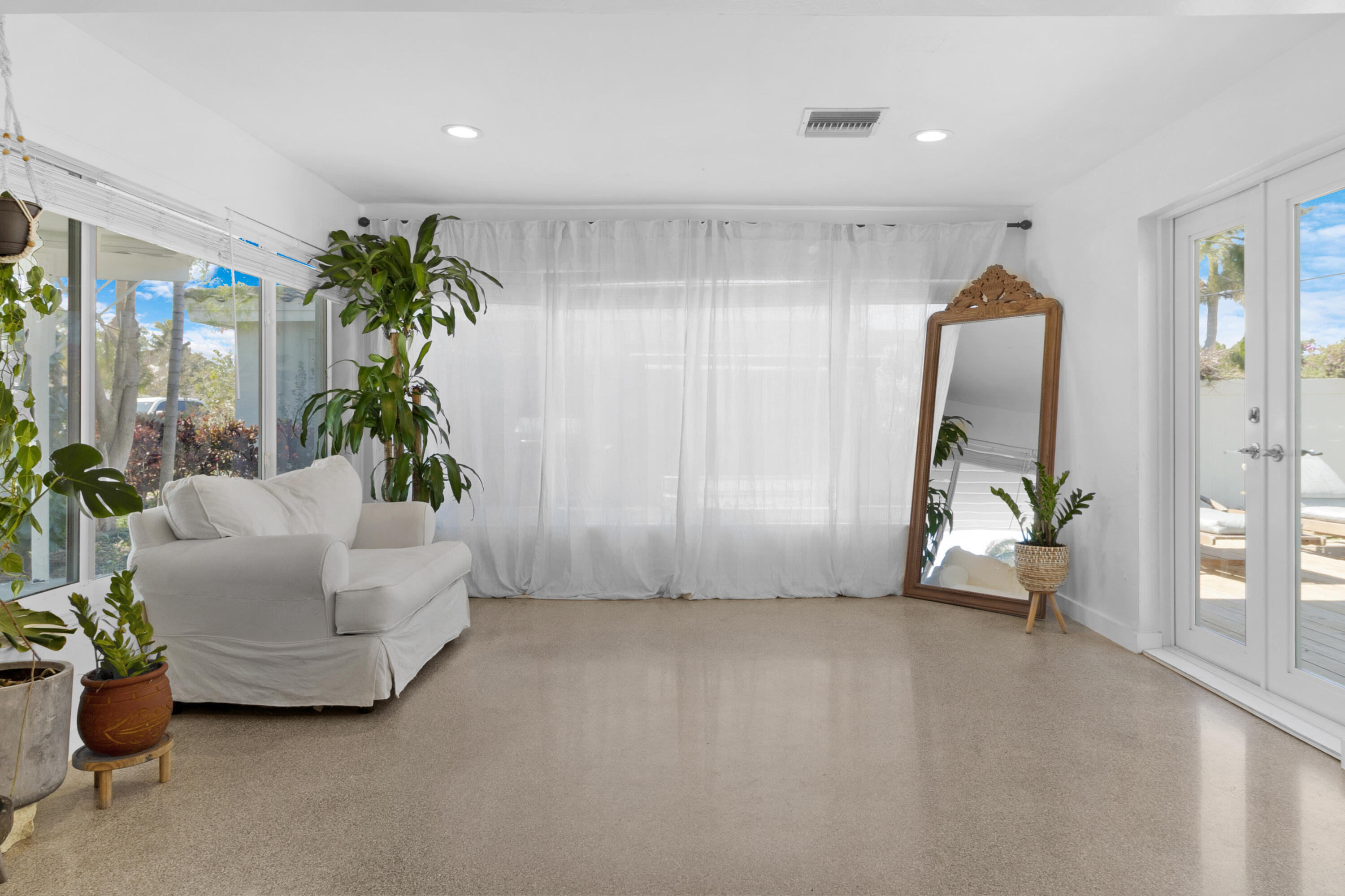 EASTWAY PARK SEC 4 - Residential