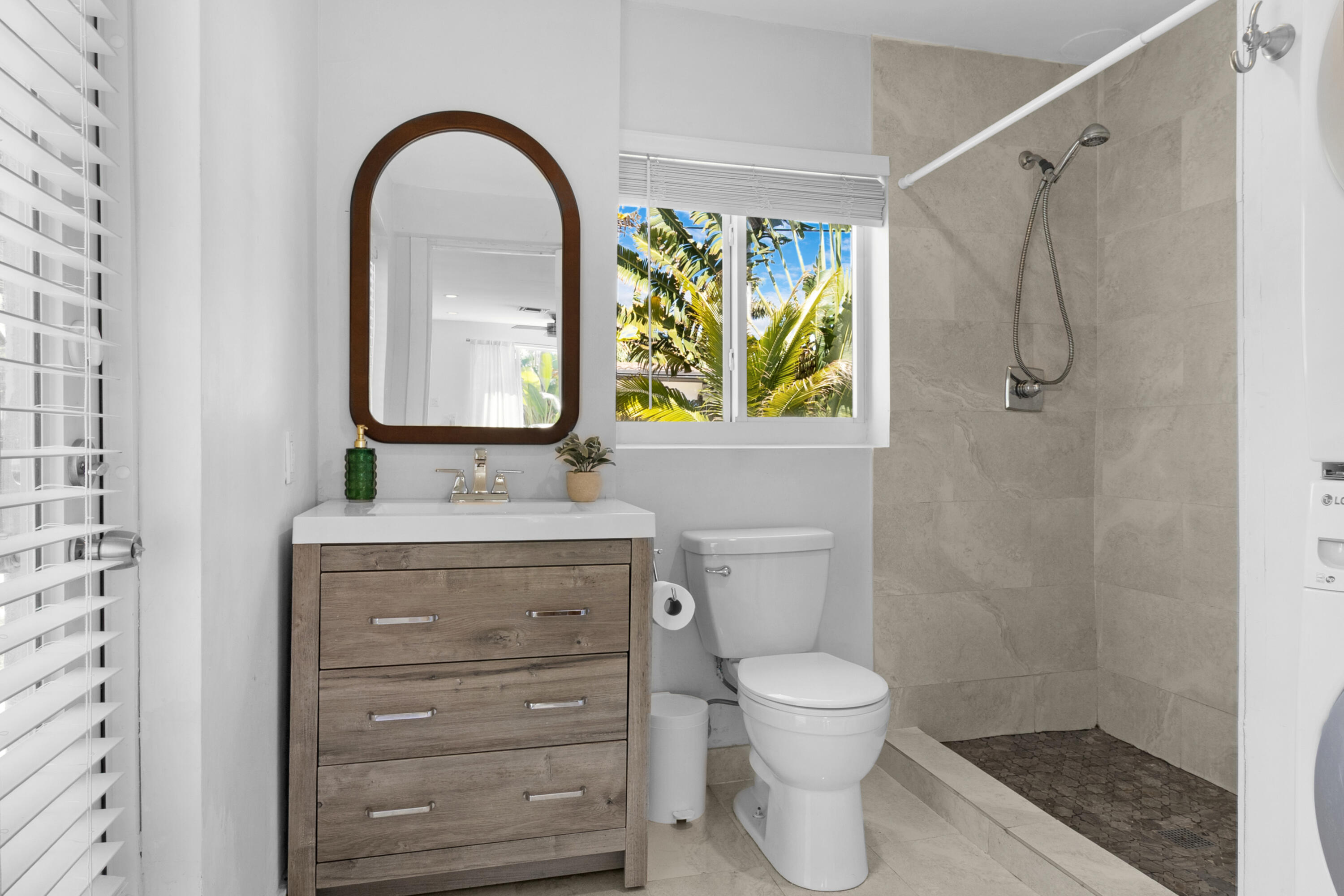 EASTWAY PARK SEC 4 - Residential