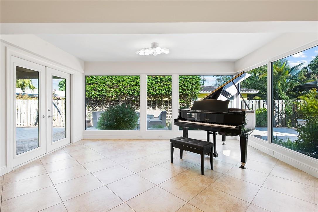 Coral Point 31-27 B - Residential