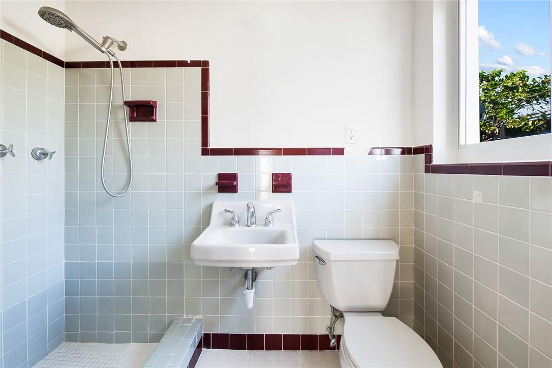 Coral Point 31-27 B - Residential