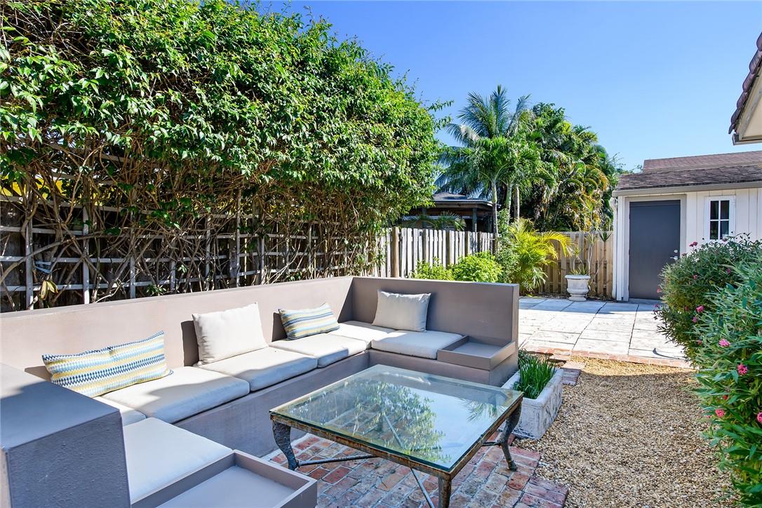 Coral Point 31-27 B - Residential