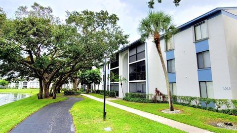 1015 Green Pine Boulevard B1 West Palm Beach FL 33409