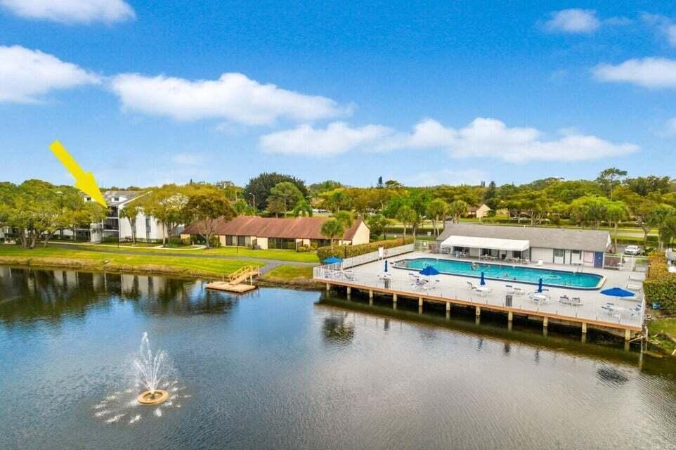 View photos, virtual tours, details... 1015 Green Pine Boulevard B1