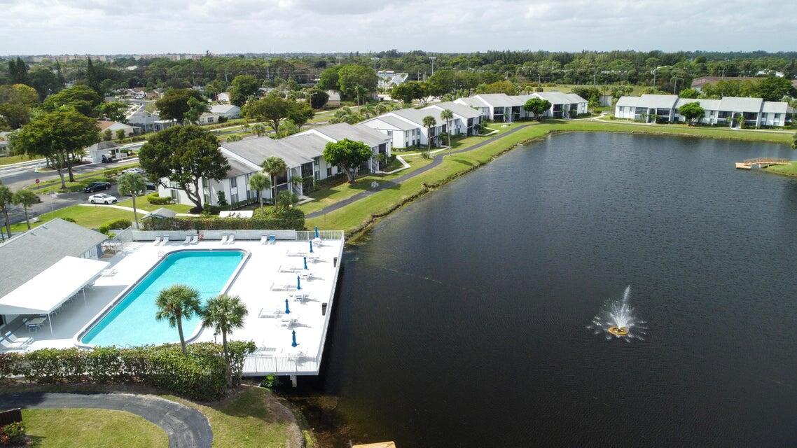 View photos, virtual tours, details... 1015 Green Pine Boulevard B1