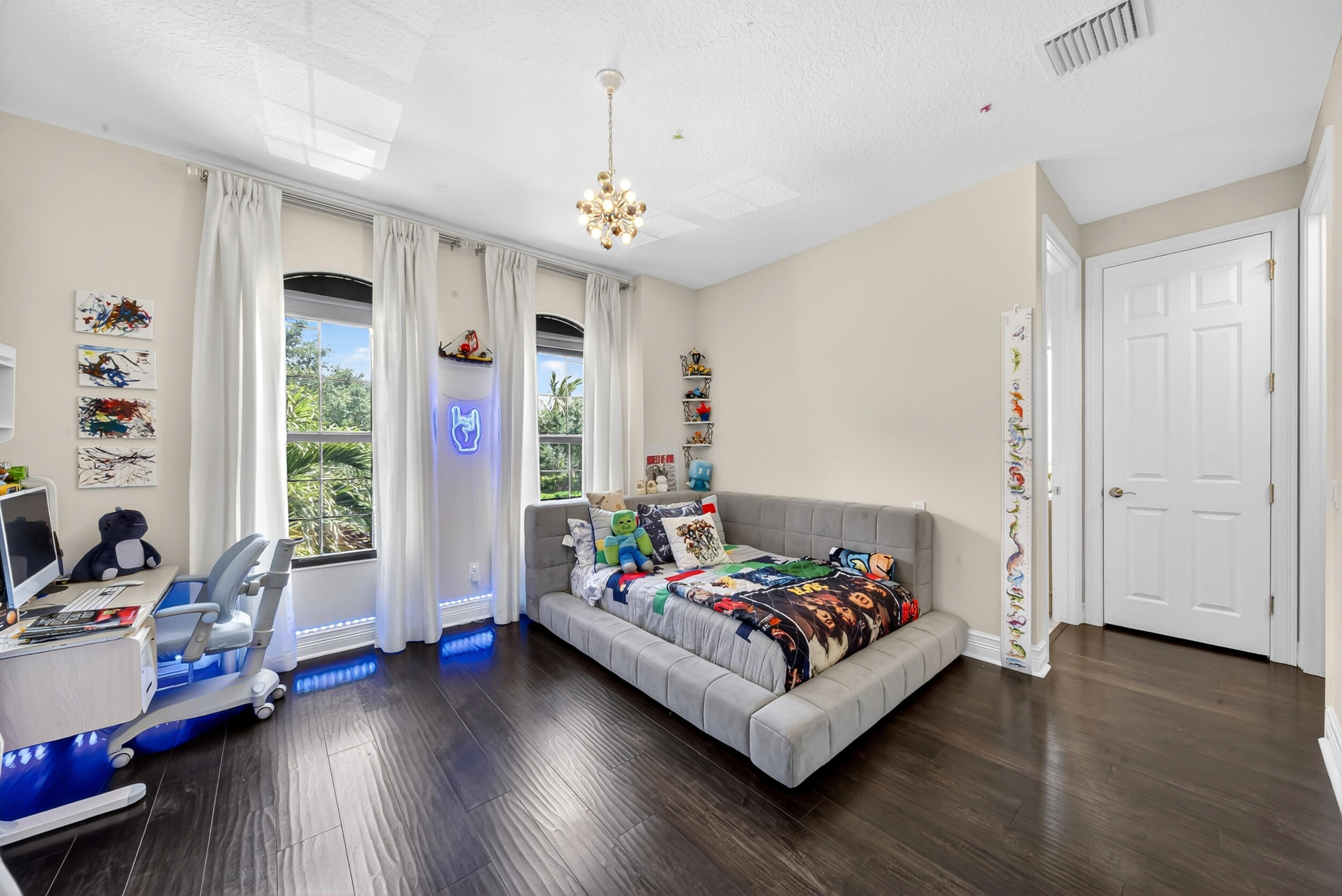 BRIDGES PL 8 - Residential