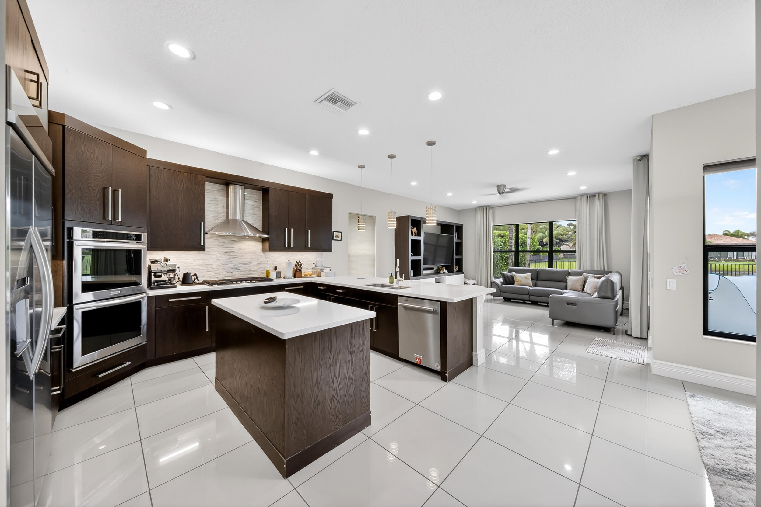 BRIDGES PL 8 - Residential