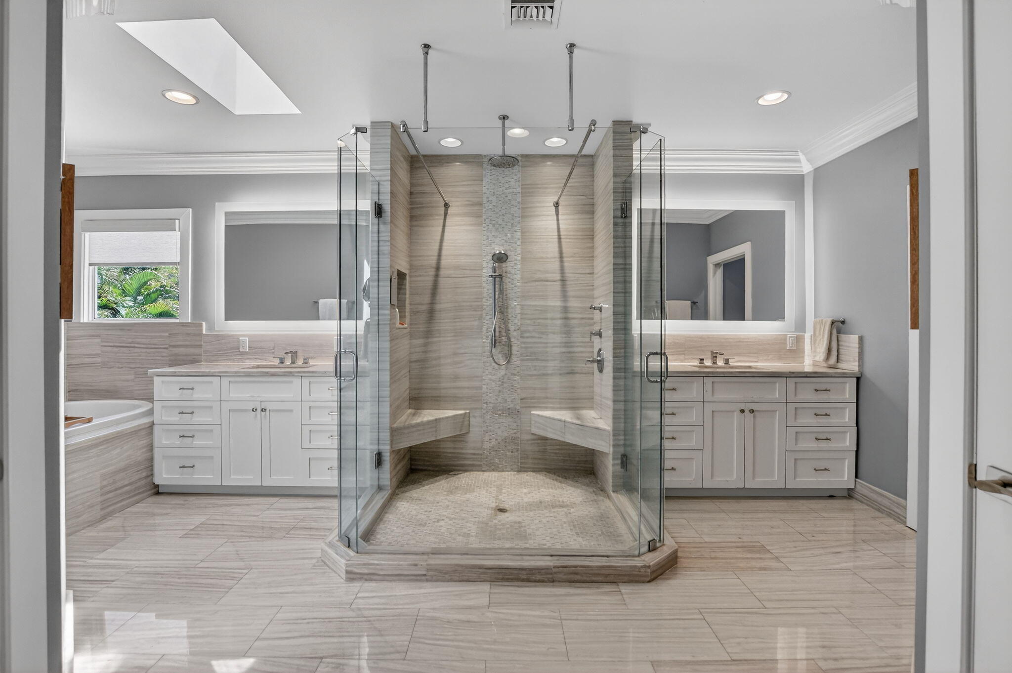 HAMPTONS at WOODFIELD COUNTRY CLUB - Residential