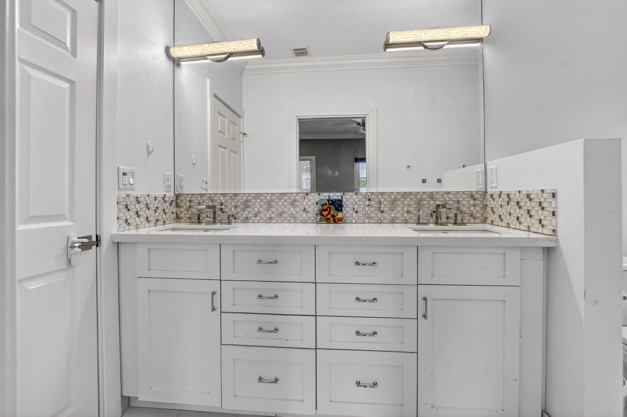 HAMPTONS at WOODFIELD COUNTRY CLUB - Residential