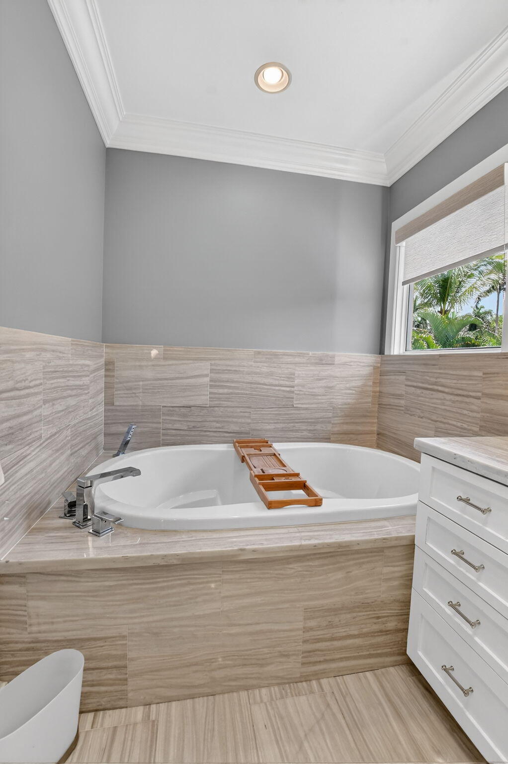 HAMPTONS at WOODFIELD COUNTRY CLUB - Residential