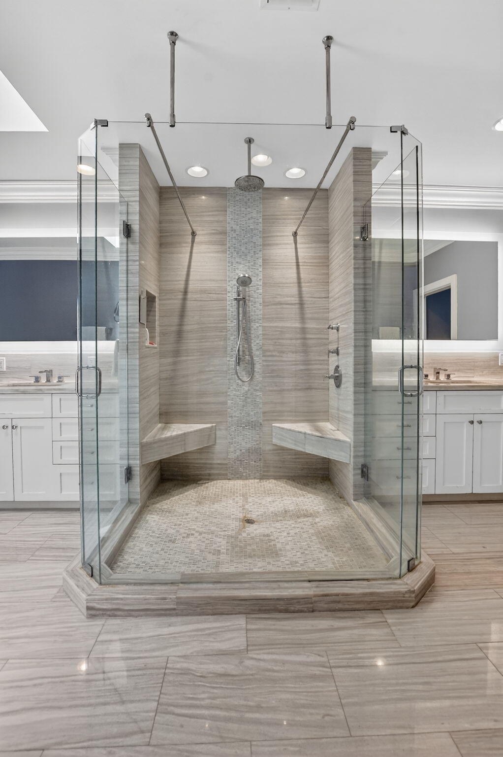 HAMPTONS at WOODFIELD COUNTRY CLUB - Residential