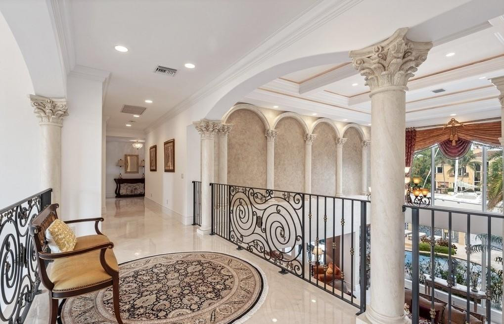 HARBOR BEACH - Residential