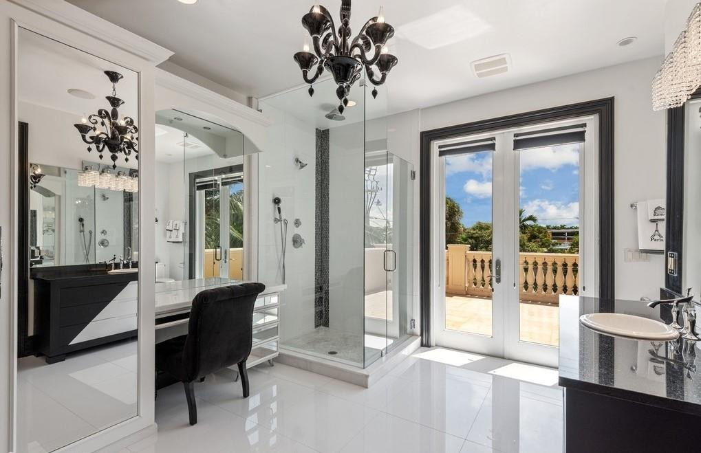 HARBOR BEACH - Residential