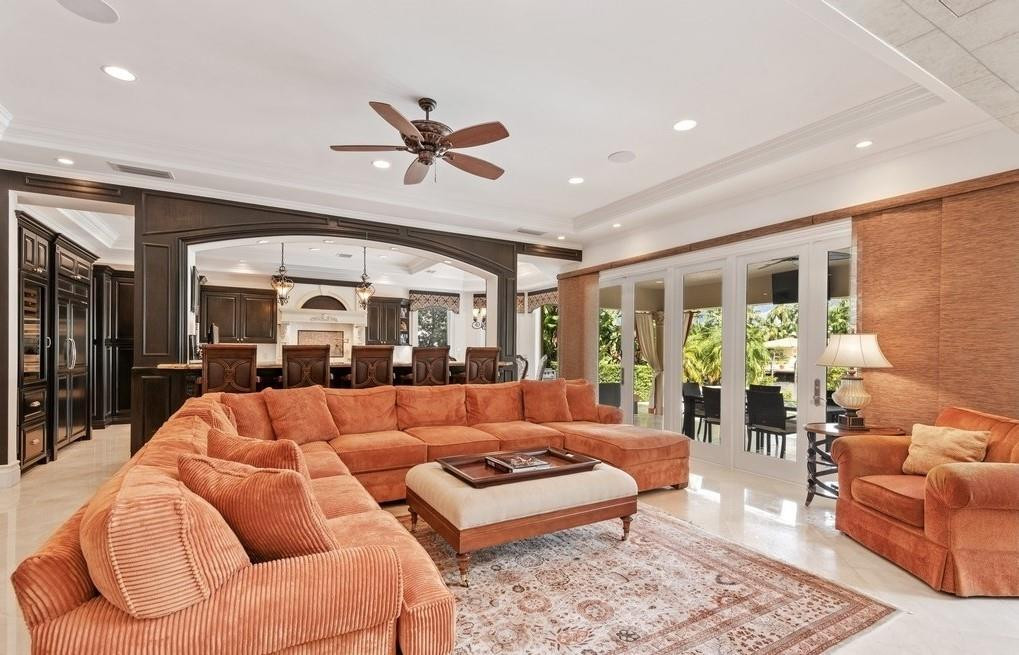 HARBOR BEACH - Residential