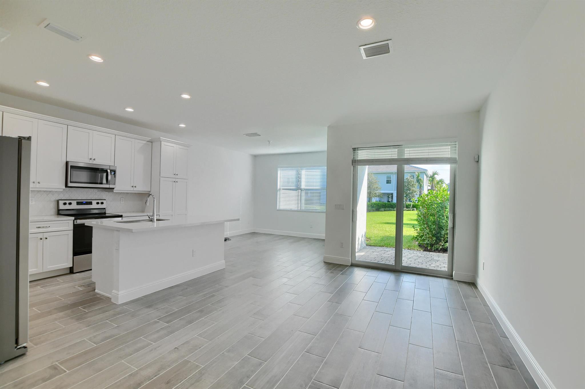 542 Sanderling Circle