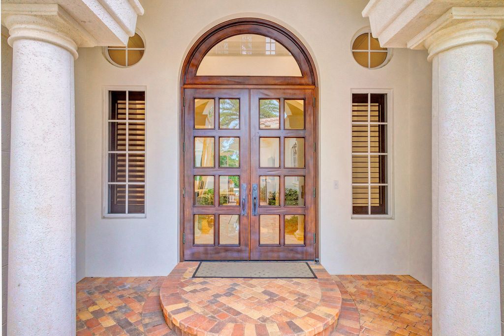 Photo of 11318 Caladium Lane, Palm Beach Gardens, FL 33418 (MLS # R10957507)