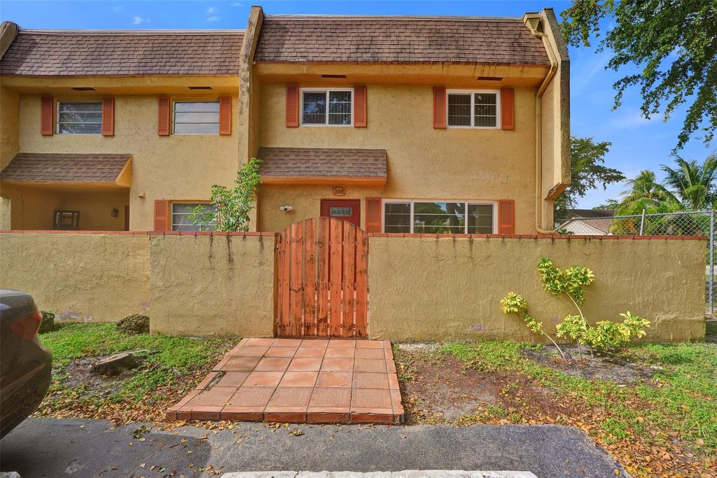 Photo of 7175 Nova Dr #108, Davie, FL 33317 (MLS # F10541725)