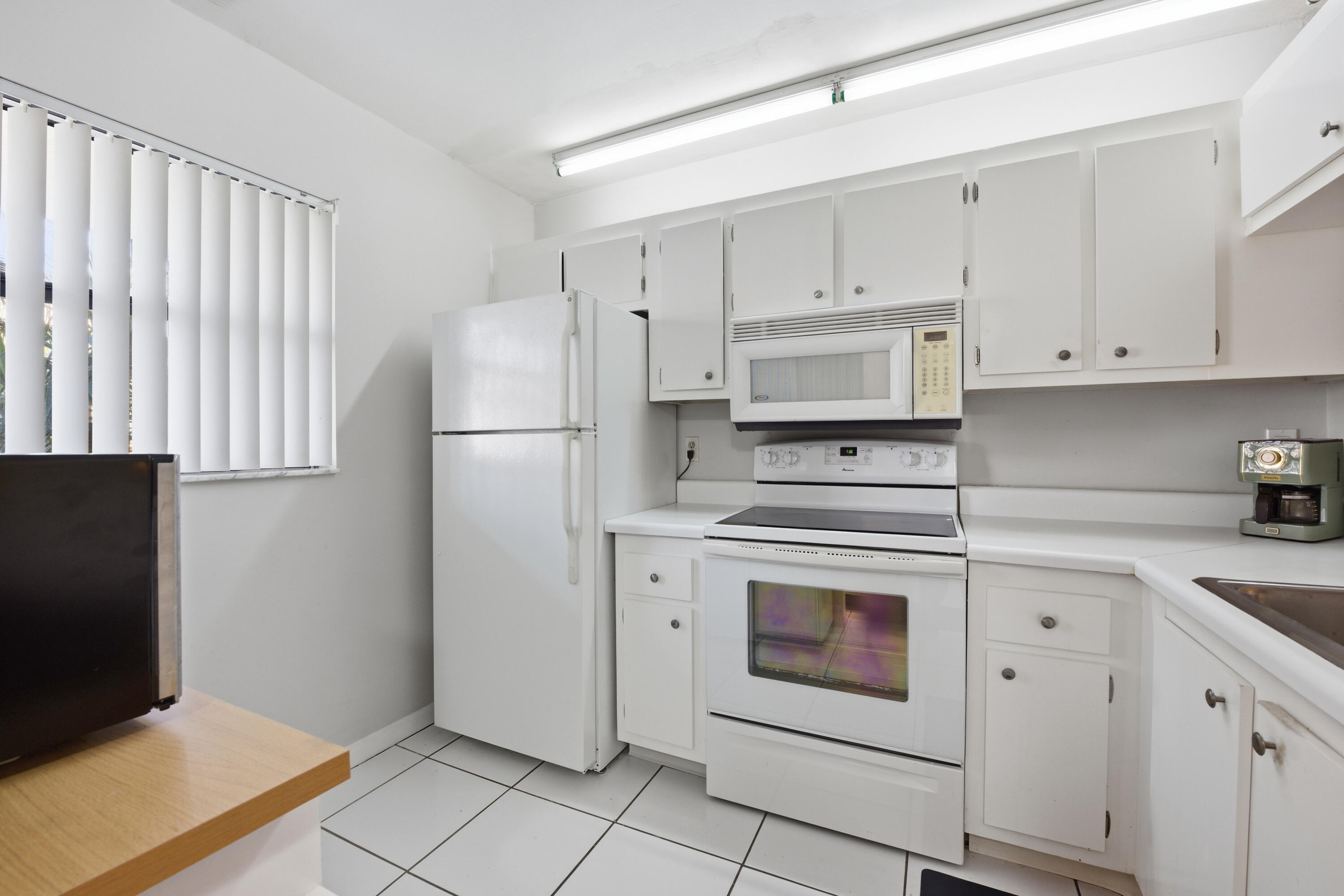 LUCERNE LAKES GOLF COLONY CONDOS 1 THRU 12 AND 14 - Residential